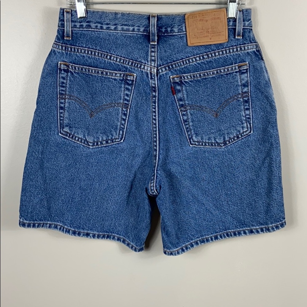 Levi’s Vintage High rise Mom Shorts size 10